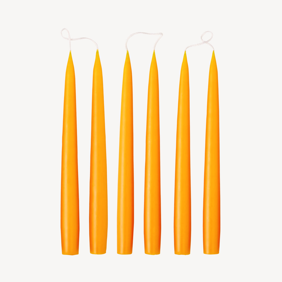Box of 6 Candles - Taper 25 - Butterscotch